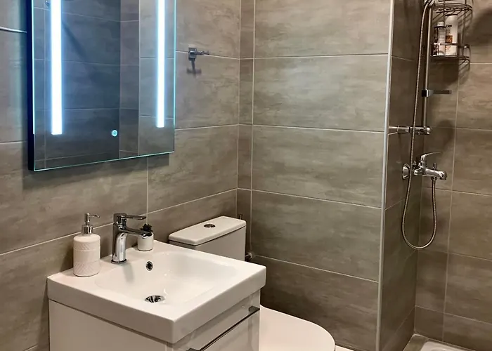 Jo's Cozy Corner Apartment *